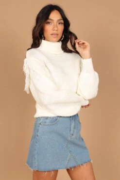 Christie Fringe Knit Sweater - Cream -Giordano Style petal and pup usa knitwear christie fringe knit sweater cream 32712813510833