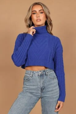 Kellan Turtleneck Cable Crop Knit Sweater - Blue