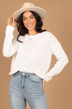 Ramona Textured Crew Knit Sweater - White