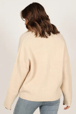 Zala Vneck Collar Knit Sweater - Beige -Giordano Style petal and pup usa knitwear zala vneck collar knit sweater beige 33865203974321