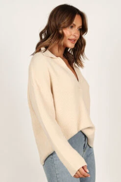 Zala Vneck Collar Knit Sweater - Beige -Giordano Style petal and pup usa knitwear zala vneck collar knit sweater beige 33865204007089
