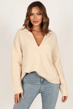 Zala Vneck Collar Knit Sweater - Beige -Giordano Style petal and pup usa knitwear zala vneck collar knit sweater beige 33865204039857