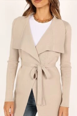 Zimmer Cardigan - Beige -Giordano Style petal and pup usa knitwear zimmer cardigan beige 33378645508273