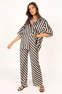 Giordano Style -Giordano Style petal and pup usa sets avery set black beige 33928695054513