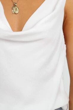 Vinita Top - White 17 Vinita Top - White -Giordano Style petal and pup usa tops vinita top white 14200293818442